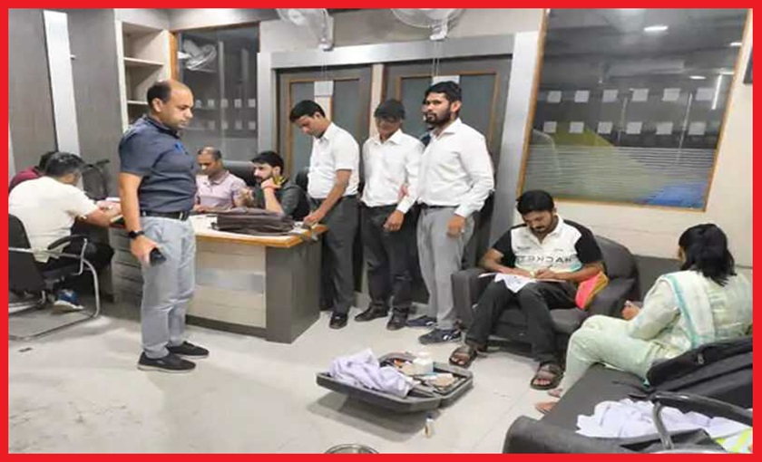 विजिलेंस ने RTI एक्टिविस्ट को 25 लाख रुपए की रिश्वत सहित चंडीगढ़ से किया गिरफ्तार