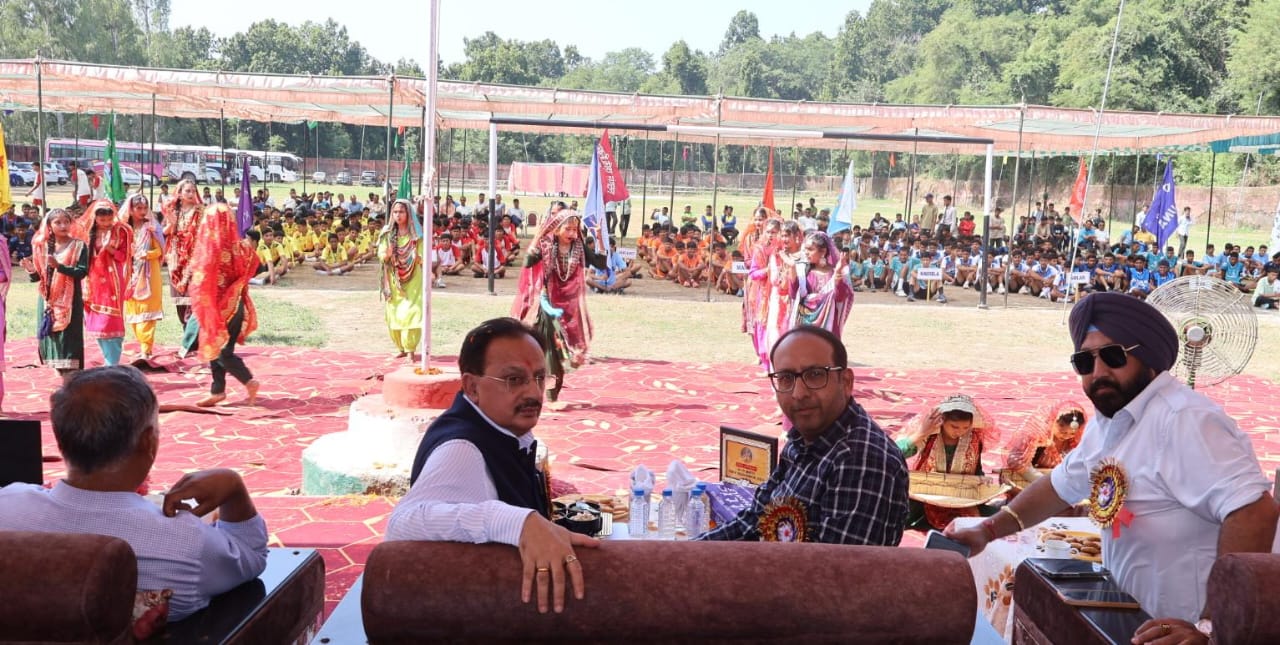 हर्षवर्धन चौहान ने पांवटा साहिब में किया राज्य स्तरीय खेल कूद प्रतियोगिताओं का शुभारंभ