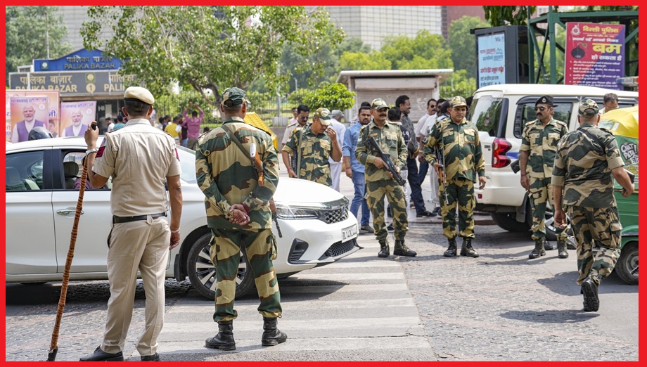 वॉर्निंग: चंडीगढ़ में वायुसेना स्टेशन से हवाई हमले के संभावित खतरे का अलर्ट जारी, लोगों से घर में रहने की अपील