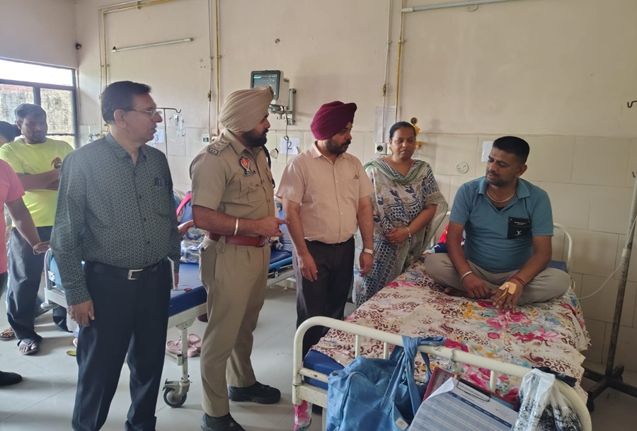 मजीठा क्षेत्र के गांवों में नकली जहरीली शराब से मरने वालों की संख्या हुई 27;जहरीली शराब बेचने वाले 16 व्यक्तियों को पुलिस ने किया काबू  