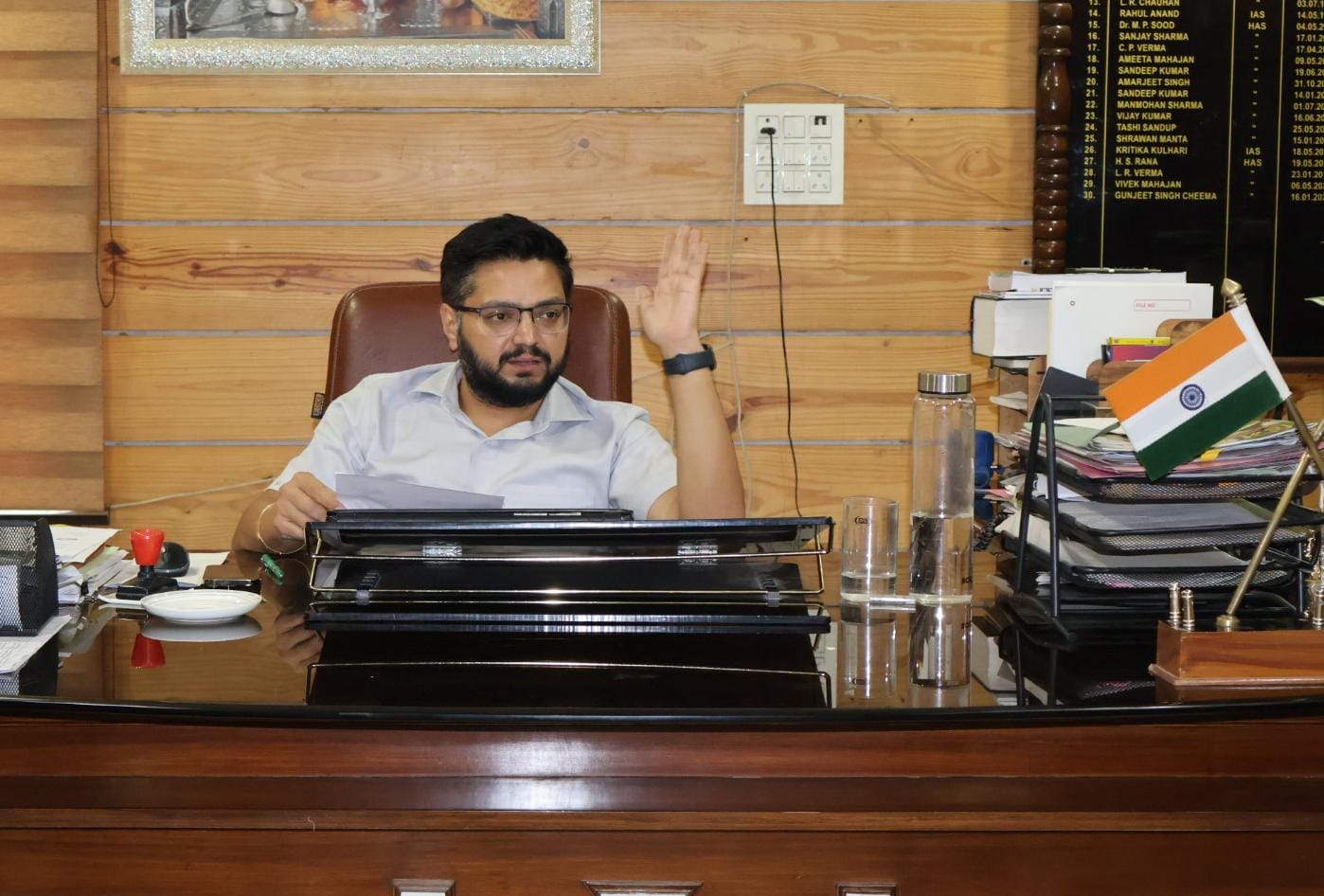 पंचायत समिति पांवटा साहिब क्षेत्रों के परिसीमन संबधी आक्षेप अथवा सुझाव 7 दिनों के भीतर करवाएं दर्ज  