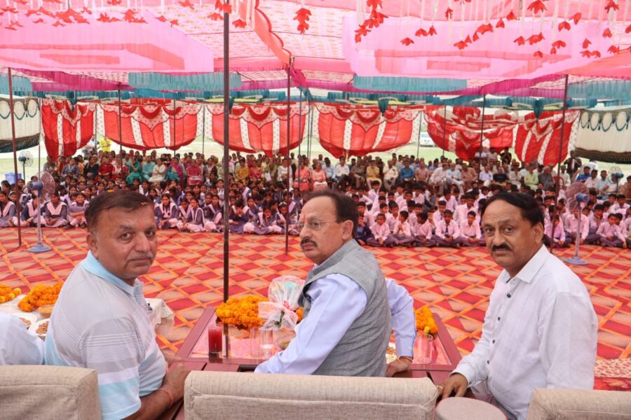 प्रथम चरण में 5.85 करोड़ से निर्मित होगा सतौन में राजीव गांधी डे-बोर्डिंग स्कूल: हर्षवर्धन चौहान