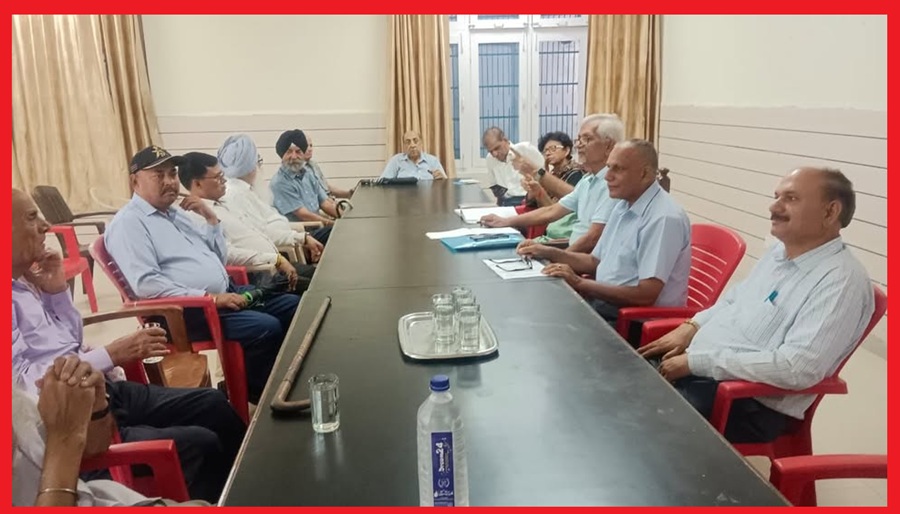 प्रदेश सरकार का ढाई वर्ष का कार्य काल पेंशनर्स के लिए निराशाजनक: पेंशनर्स वैलफेयर एसोसिएशन पांवटा साहिब