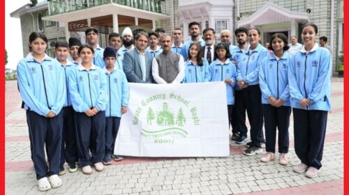 मुख्यमंत्री ने जापान में आयोजित होने वाली कराटे प्रतियोगिता में भाग लेने वाले भारतीय खिलाड़ियों को दीं शुभकानाएं 