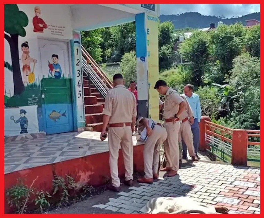  महिला की हत्या कर नग्न अवस्था में लाश स्कूल के आंगन में फेंकी, जांच में जुटी 