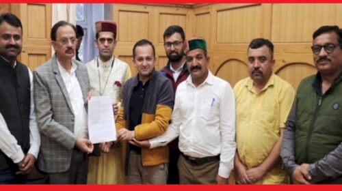 सोलन–सनौरा–राजगढ़–नौहराधार–हरिपुरधार–रोनहाट–मीनस सड़क को मिले राष्ट्रीय राजमार्ग का दर्जा ही प्रधानमंत्री गति शक्ति योजना में हो शामिल;प्रदेश हाटी विकास मंच व विभिन्न जनसंगठनों ने उठाई मांग   