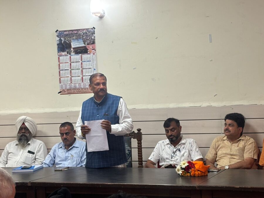 भारतीय जनता पार्टी मंडल पांवटा साहिब की विषेश बैठक मंडल अध्यक्ष हितेंद्र कुमार की अध्यक्षता में हुई सम्पन्न 