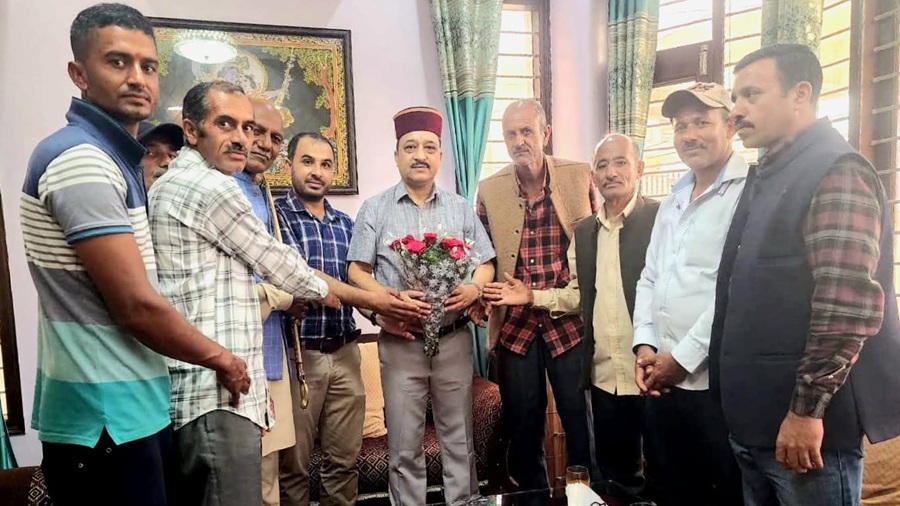 केंद्र से हिमाचल की 10000 करोड़ से अधिक की मदद , सही प्रकार से खर्च करें कांग्रेस सरकार : कश्यप