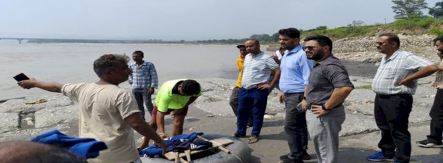 यमुना में डूब शिलाई के तीन युवक, तलाश जारी
