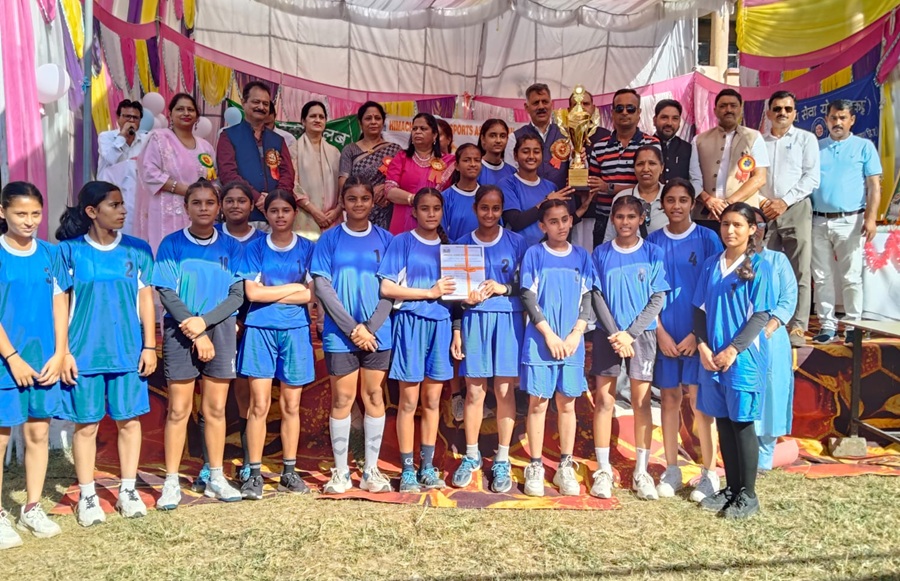 सिरमौर अंडर-19 राज्य स्तरीय हैंडबॉल प्रतियोगिता में  बनी उपविजेता, कोटडी व्यास के खिलाड़ियों ने दिखाया दम