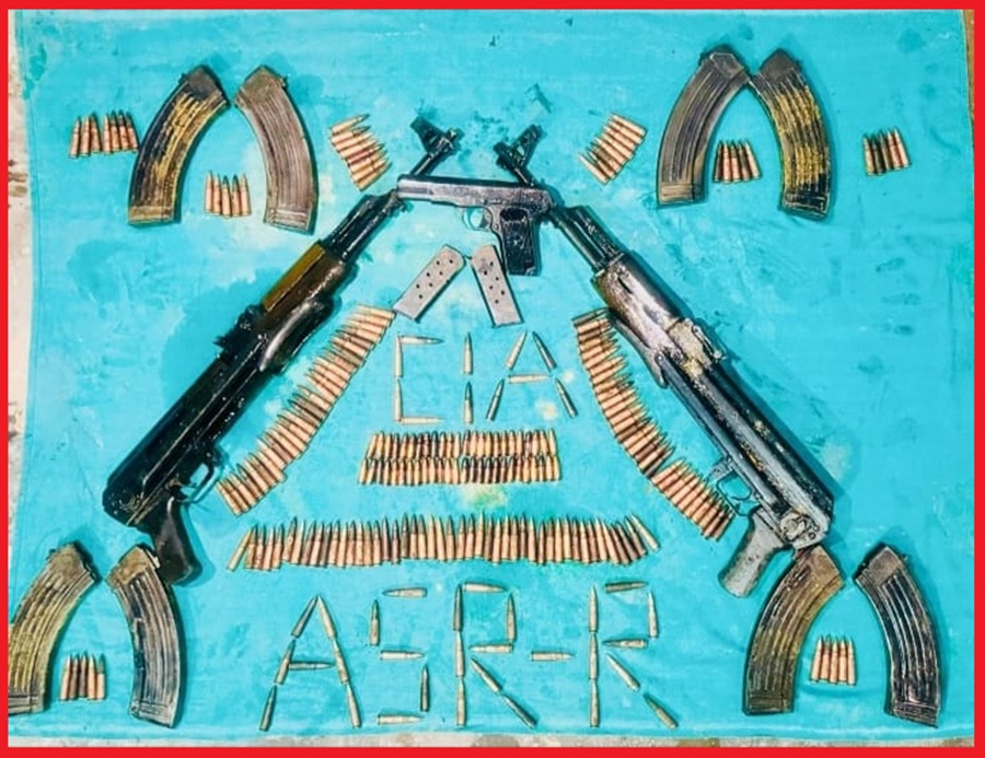 अमृतसर में भारत-पाकिस्तान सीमा के नज़दीक दो एके-सीरीज़ असॉल्ट राइफलें व एक आधुनिक पिस्तौल बरामद: डीजीपी गौरव यादव