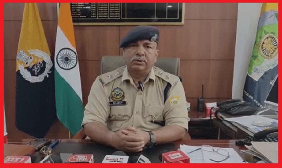 नशा तस्कर को पकड़ने गए थाना प्रभारी को कुचलने का प्रयास, पुलिस ने  गाड़ी रोकने के लिए चलाई गोली