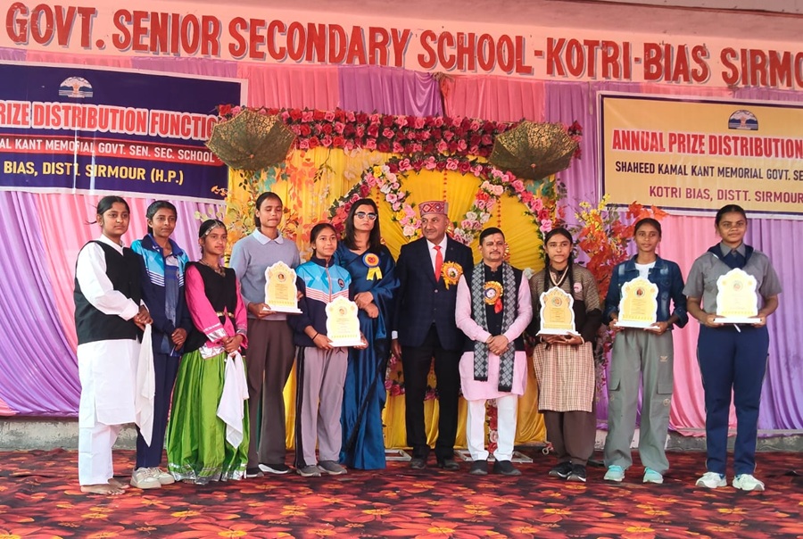 कोटडी व्यास स्कूल ने “नवरंग-3” वार्षिक पुरस्कार वितरण समारोह का किया शानदार आयोजन