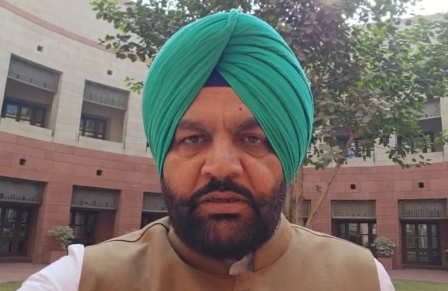 अमृतसर के 15 स्कूलों को मिली धमकी पर सांसद औजला ने की कड़ी निदा, हैवानियत से भरा कृत्य, बच्चों की सुरक्षा सर्वोपरि: सांसद औजला