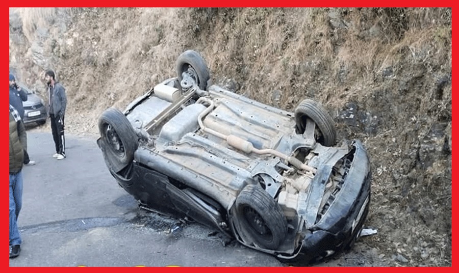 पैराग्लाइडिंग टेक ऑफ साइट बीड़-बिलिंग के पास कार हादसा, दो युवकों की मौत