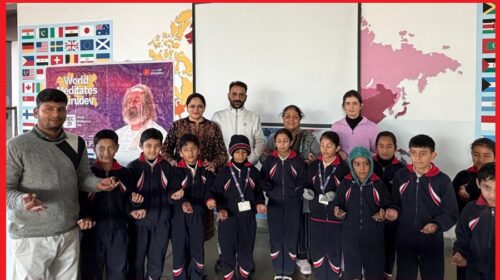 विश्व ध्यान दिवस के अवसर पर आर्ट ऑफ लिविंग, शाखा द्वारा विभिन्न संस्थानों में ध्यान योग शिविर का आयोजन  