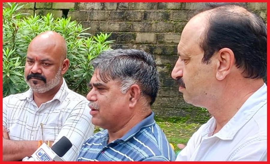 हिमाचल कर्मचारी महासंघ ने 2008-11 बैच के शिक्षकों को तुरंत प्रमोशन की उठाई मांग