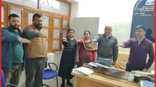 नाहन में श्रम कल्याण विभाग ने ली एंटी-चिट्टा अभियान के तहत नशा मुक्ति की शपथ