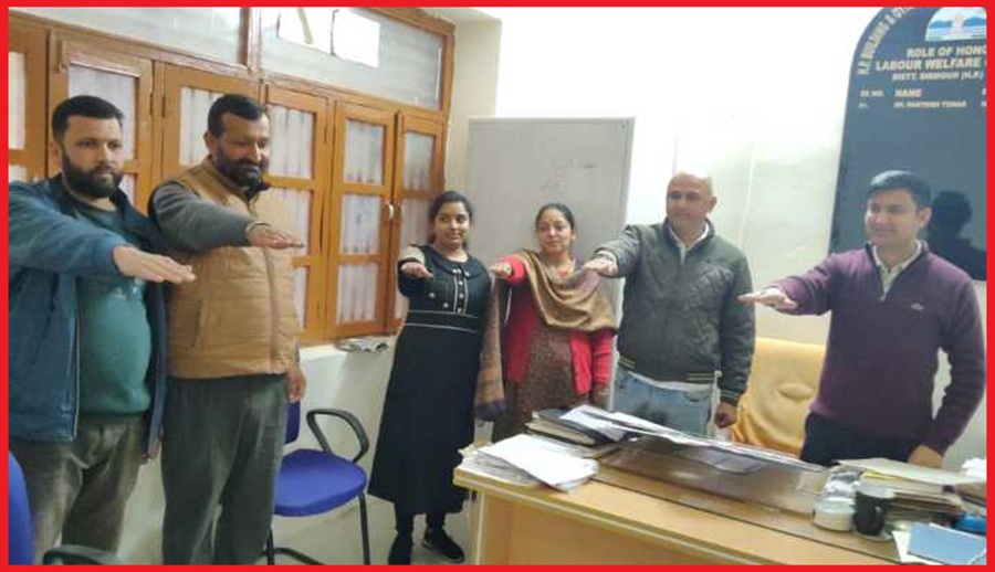 नाहन में श्रम कल्याण विभाग ने ली एंटी-चिट्टा अभियान के तहत नशा मुक्ति की शपथ