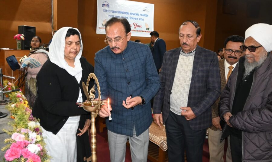 उद्योग मंत्री हर्षवर्धन चौहान ने की इटरनल यूनिवर्सिटी बडू साहिब में “हेल्थ थ्रू फूड” सेमिनार की अध्यक्षता