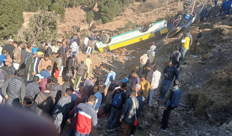 सिरमौर बस हादसे में मृतकों का आंकड़ा पुहंचा 14,नाहन पहुंचे डिप्टी CM