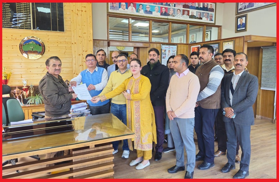 हिमाचल प्रदेश विश्वविद्यालय शिक्षक कल्याण संघ( हपुटवा ) द्वारा  विश्वविद्यालय कुलपति को सौंपा ज्ञापन 