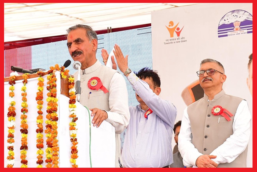 क्लास थ्री पदों में महिलाओं को 25 प्रतिशत आरक्षण देगी सरकारः मुख्यमंत्री