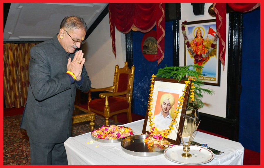 राज्यपाल कविन्द्र गुप्ता ने शहीद दिवस पर  शहीद भगत सिंह, शहीद सुखदेव और शहीद राजगुरु को श्रद्धांजलि अर्पित की 