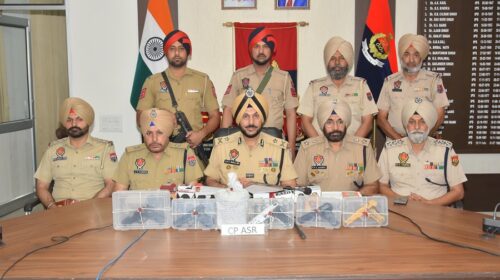 सीमा पार से चल रहे नशे और हथियारों की तस्करी मॉड्यूल का पर्दाफाश; 900 ग्राम आईसीई और 5 पिस्तौल समेत तीन आरोपी गिरफ्तार: डीजीपी गौरव यादव
