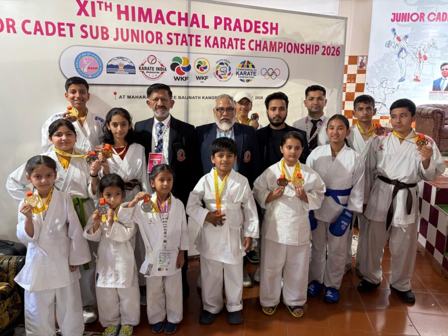 राज्य स्तरीय कराटे चैंपियनशिप में सिरमौर ने मनवाया अपना लोहा, झटके 17 पदक