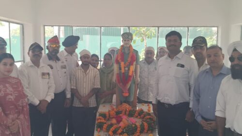 पांवटा के सुरजपुर में मनाया गया शहीद शेर सिंह का शहीदी दिवस, पुष्पांजलि अर्पित कर किया नमन