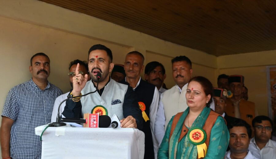 सिरमौर में सड़क परियोजनाओं पर 244 करोड़ की राशी की जा रही व्यय-विक्रमादित्य सिंह