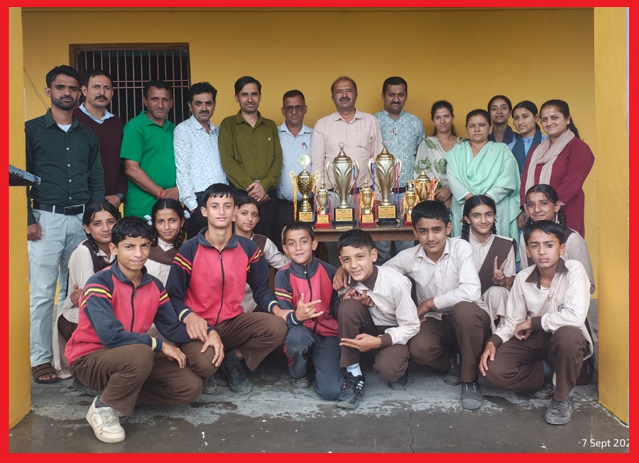खंड स्तरीयअंडर 14 खेलकूद प्रतियोगिता में हाई स्कूल नाया के नौनिहालों ने अपनी प्रतिभा का उमदा प्रदर्शन कर लहराया परचम 