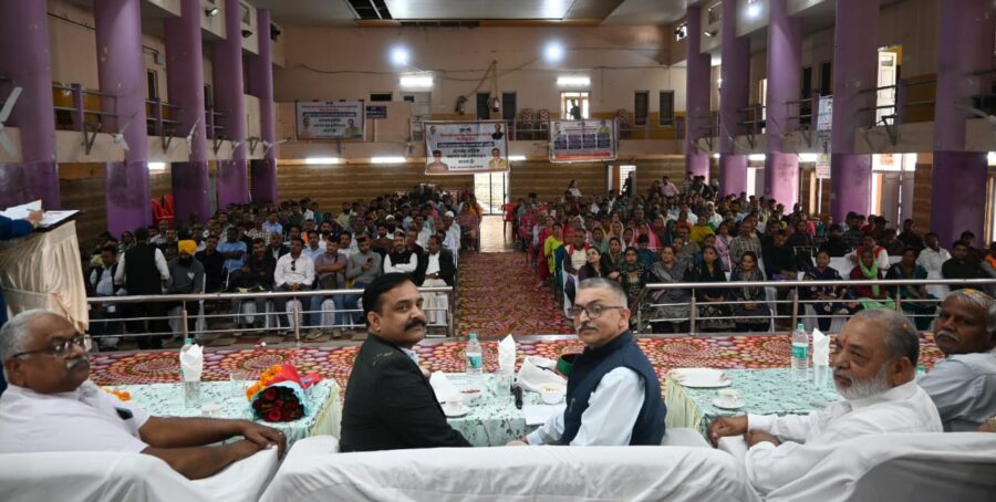 नाहन में निर्माण श्रमिकों के आयोजित हुआ विशाल जागरूकता शिविर